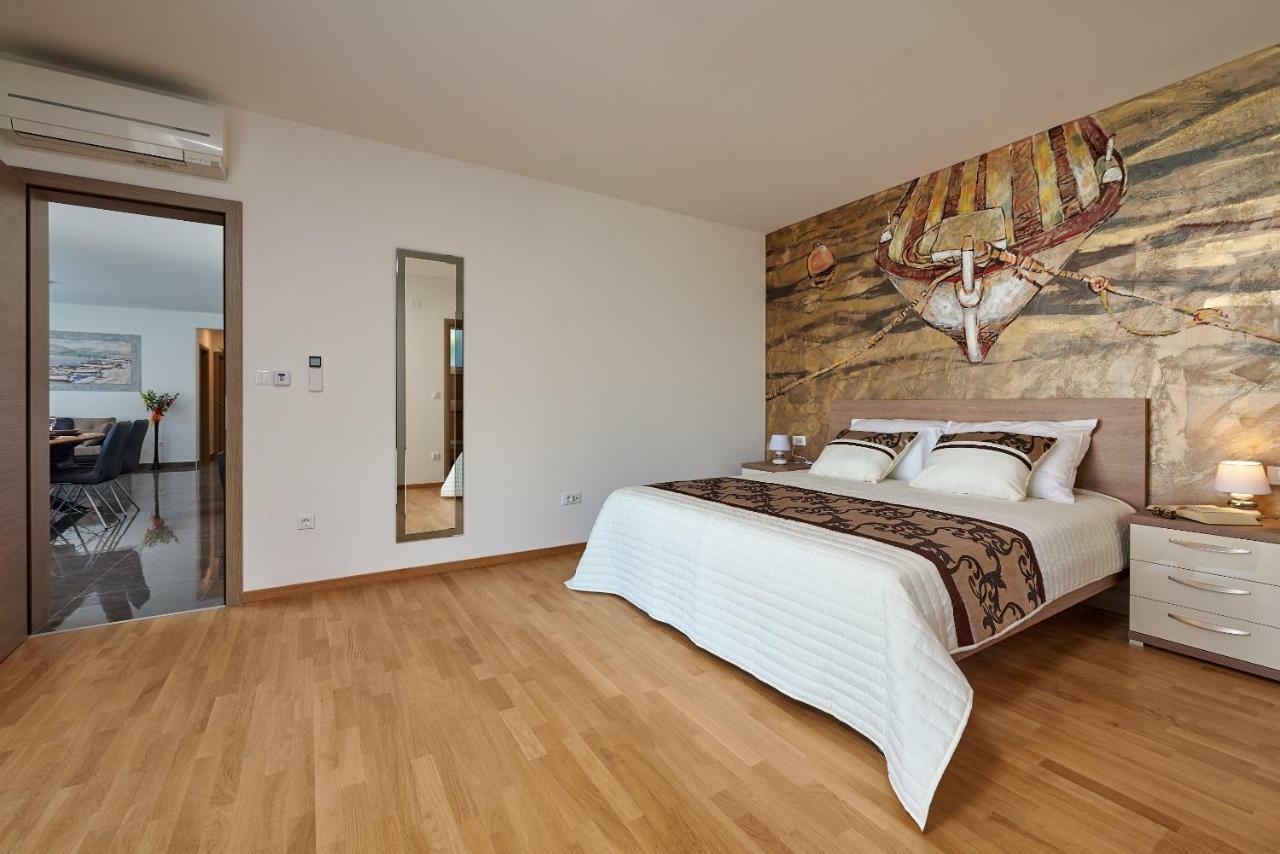 Luxury Villa Residence Zupanovic Trogir Exterior photo