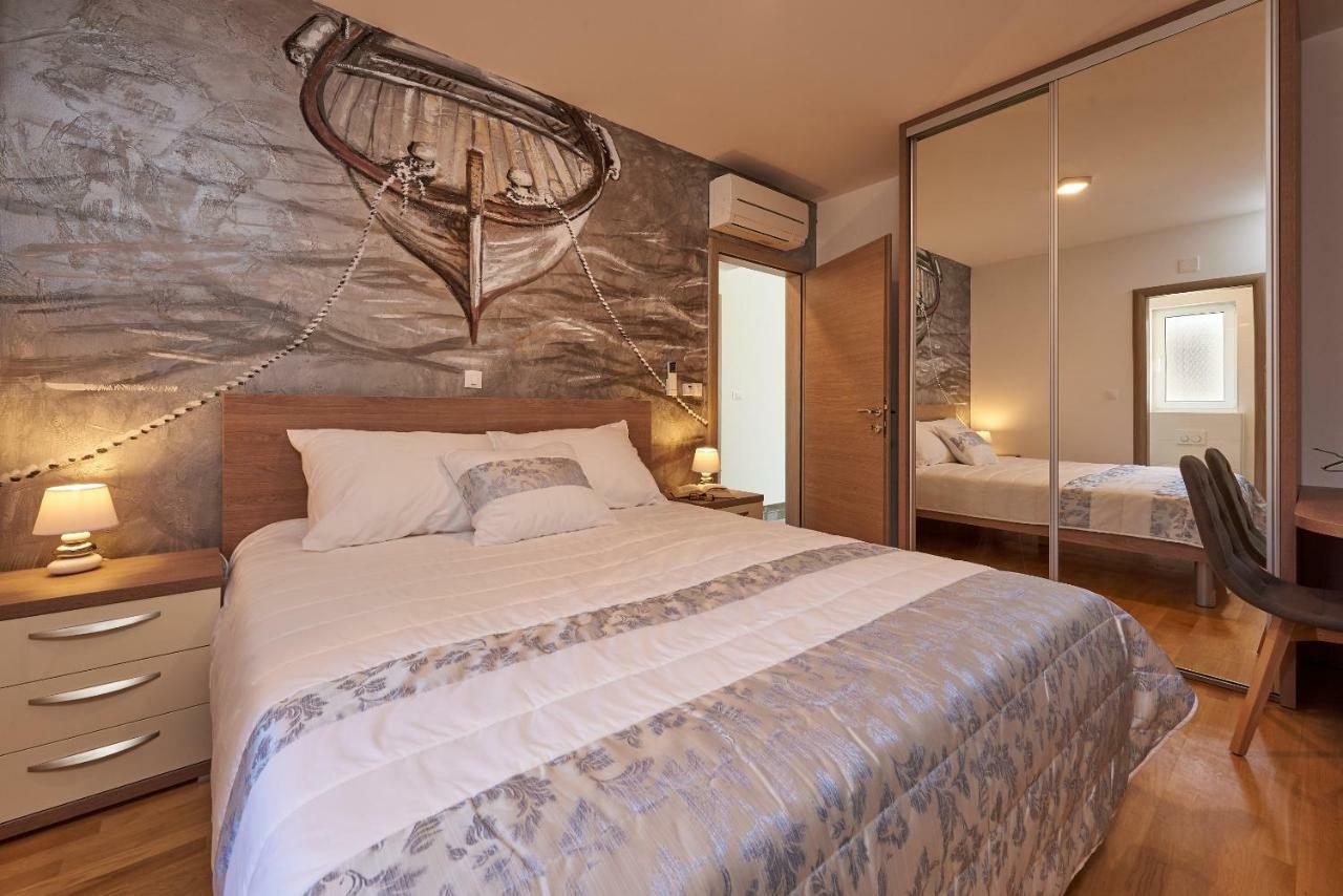 Luxury Villa Residence Zupanovic Trogir Exterior photo